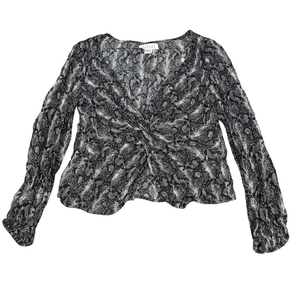 VELVET By Graham & Spencer Snakeskin V Neck Knot Front Blouse Sz Small - Picture 2 of 5